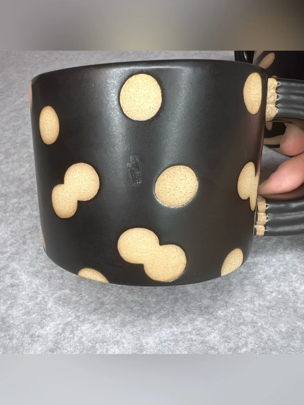 West Elm Ceramic Stoneware 2 Mug Set Black Tan Boho Modern Polka Dots/Stripe